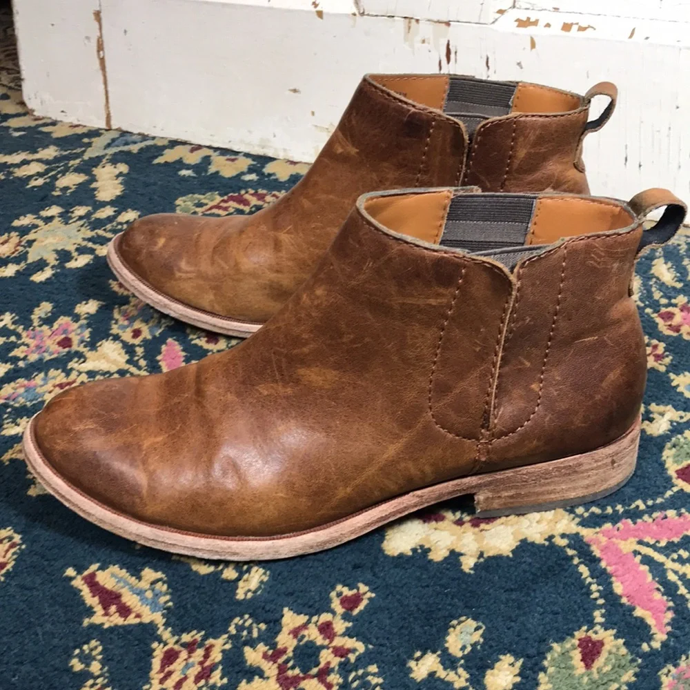 🍄 Kork-Ease Velma Brown Leather Bootie - Picture 9 of 16